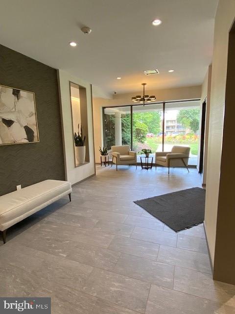 1640 OAKWOOD DRIVE W120