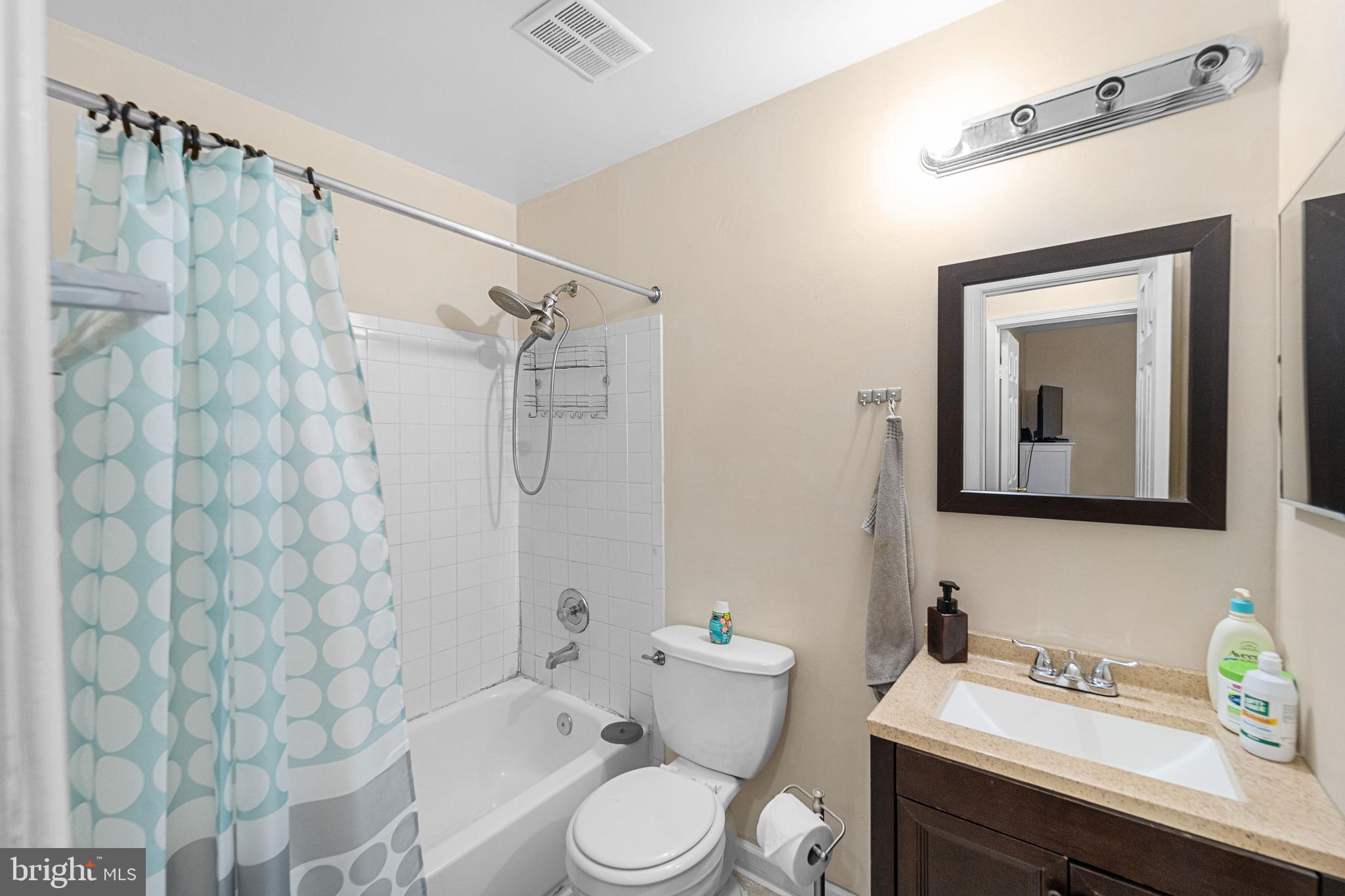 HERITAGE CROSSING - Residential