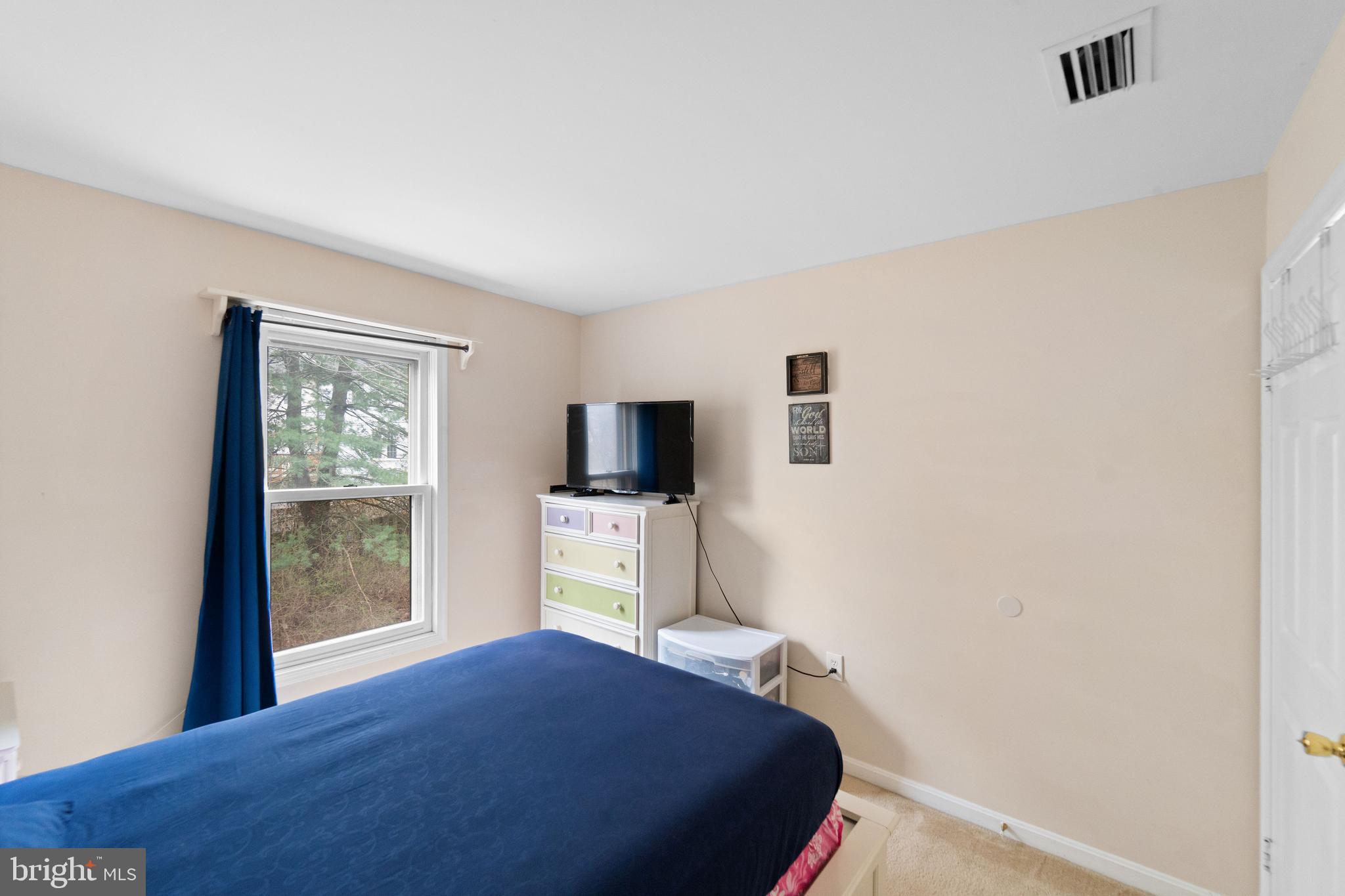 HERITAGE CROSSING - Residential