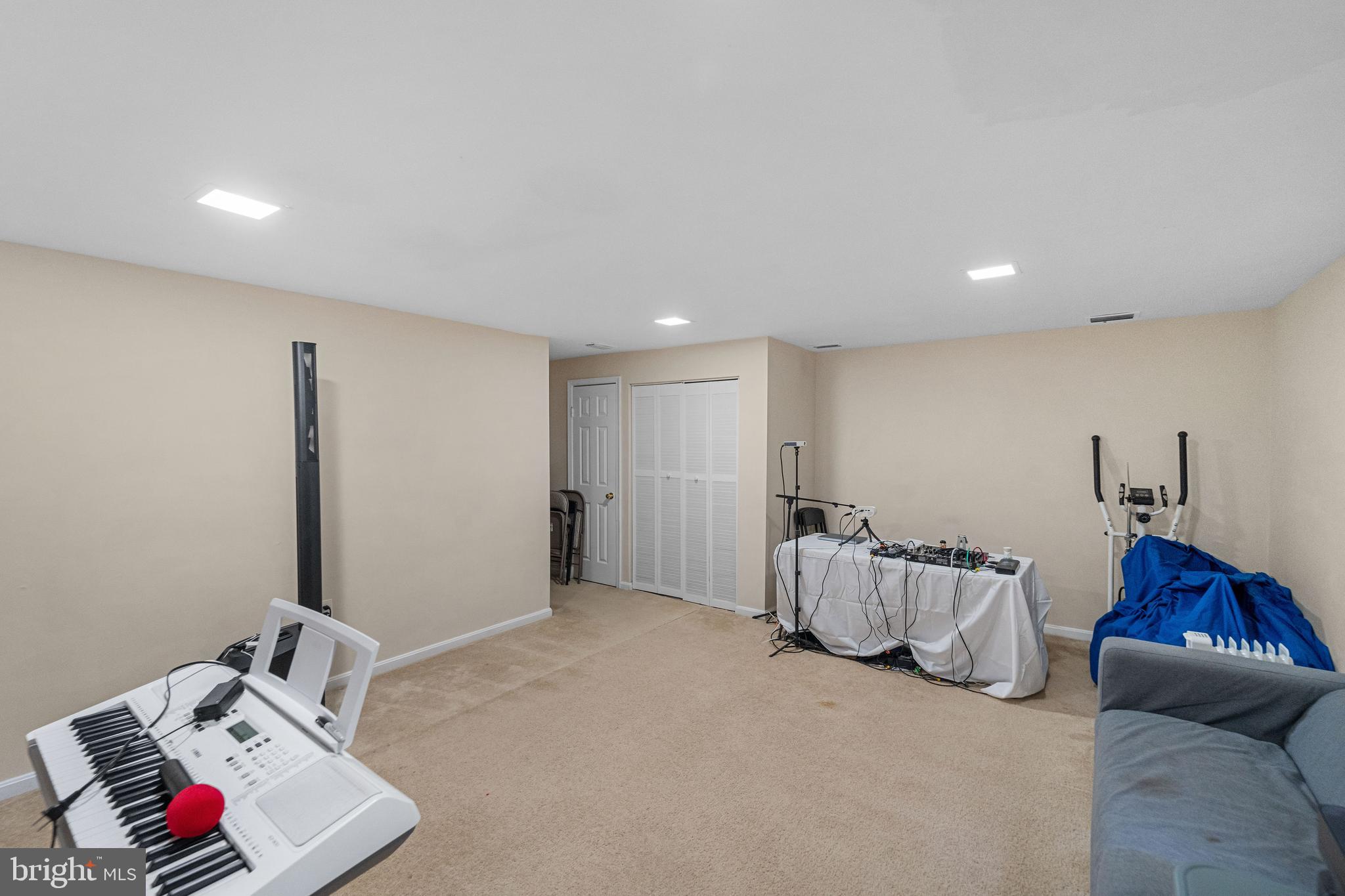 HERITAGE CROSSING - Residential