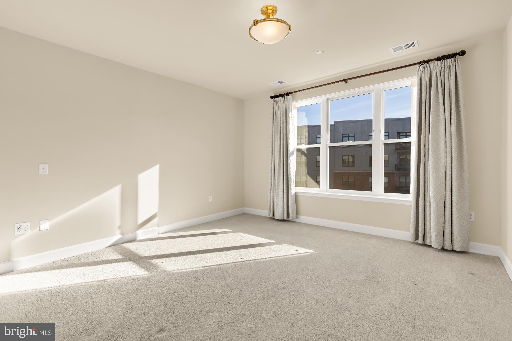 THE ATRIUM AT METROWEST - Residential