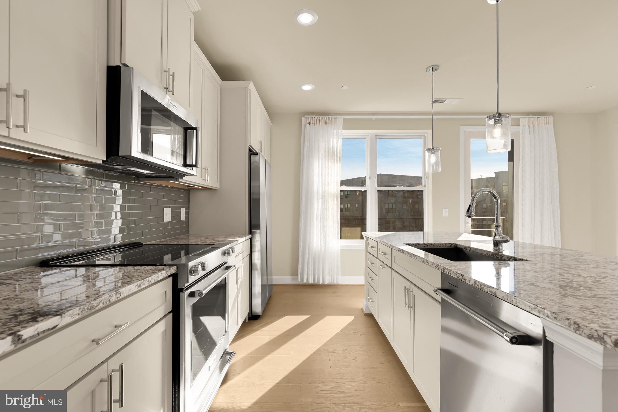 THE ATRIUM AT METROWEST - Residential