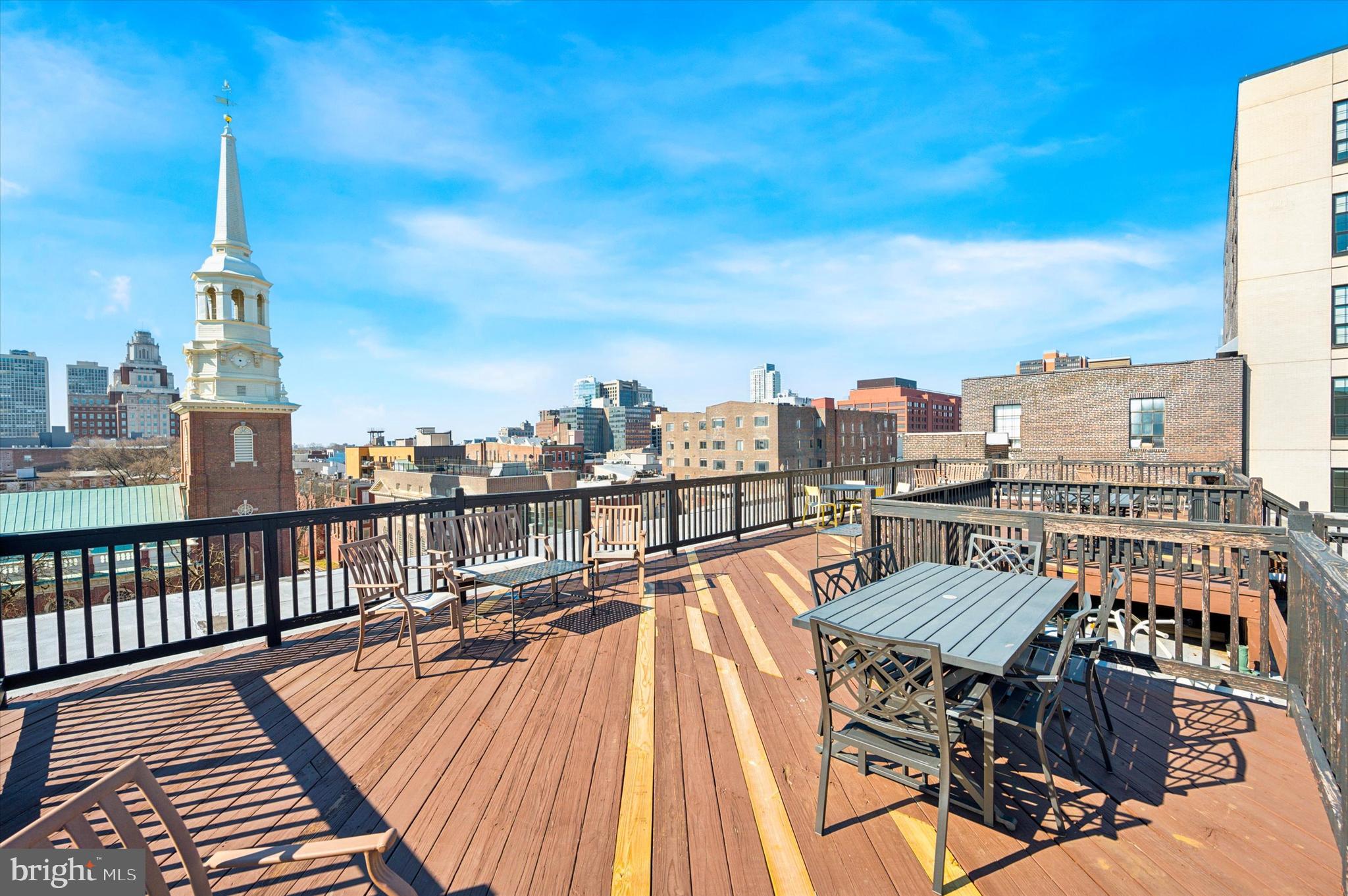 OLD CITY - Residential