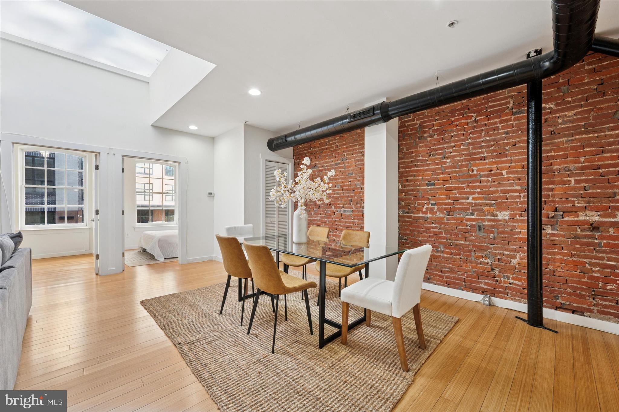 OLD CITY - Residential