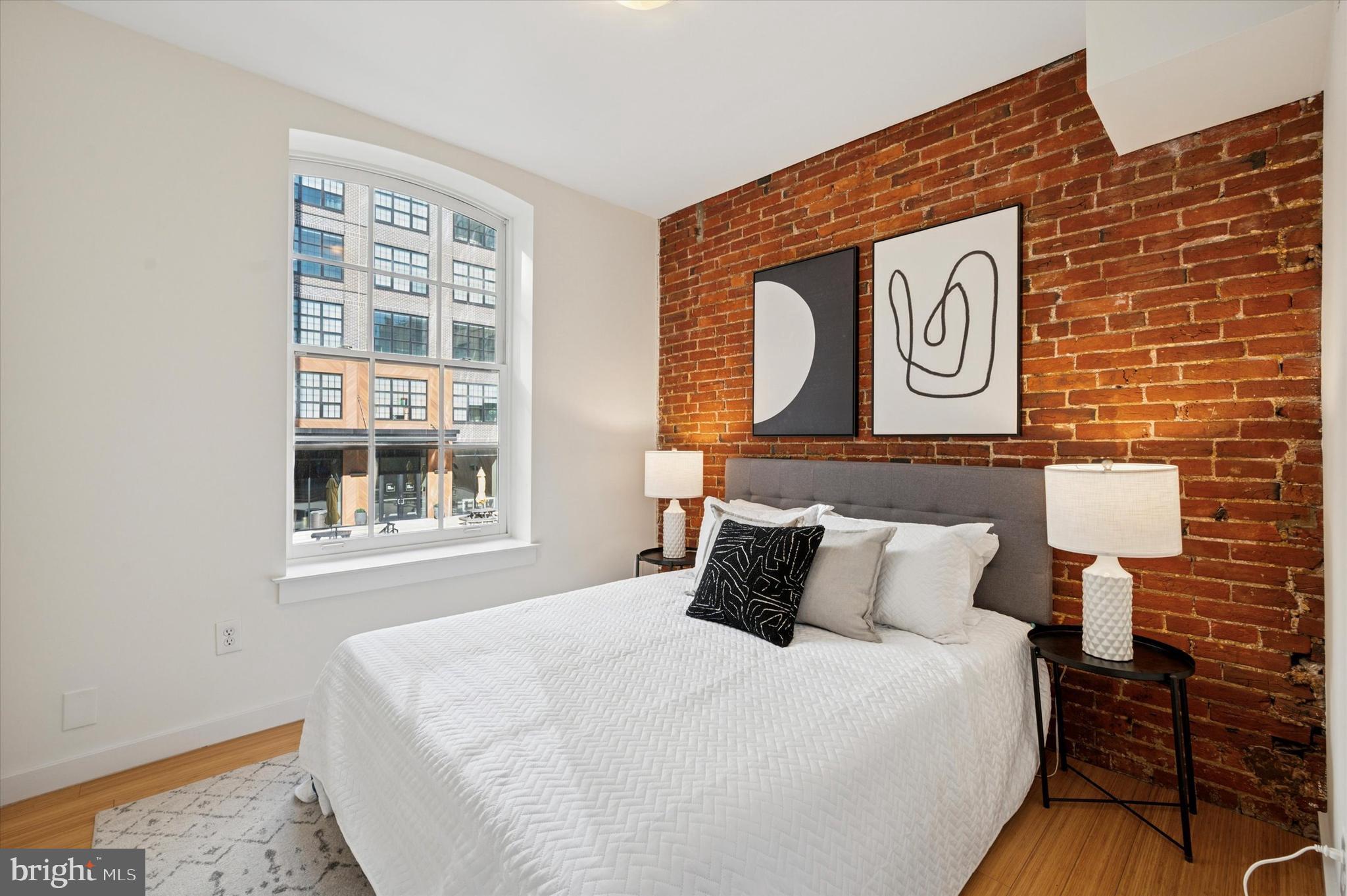 OLD CITY - Residential