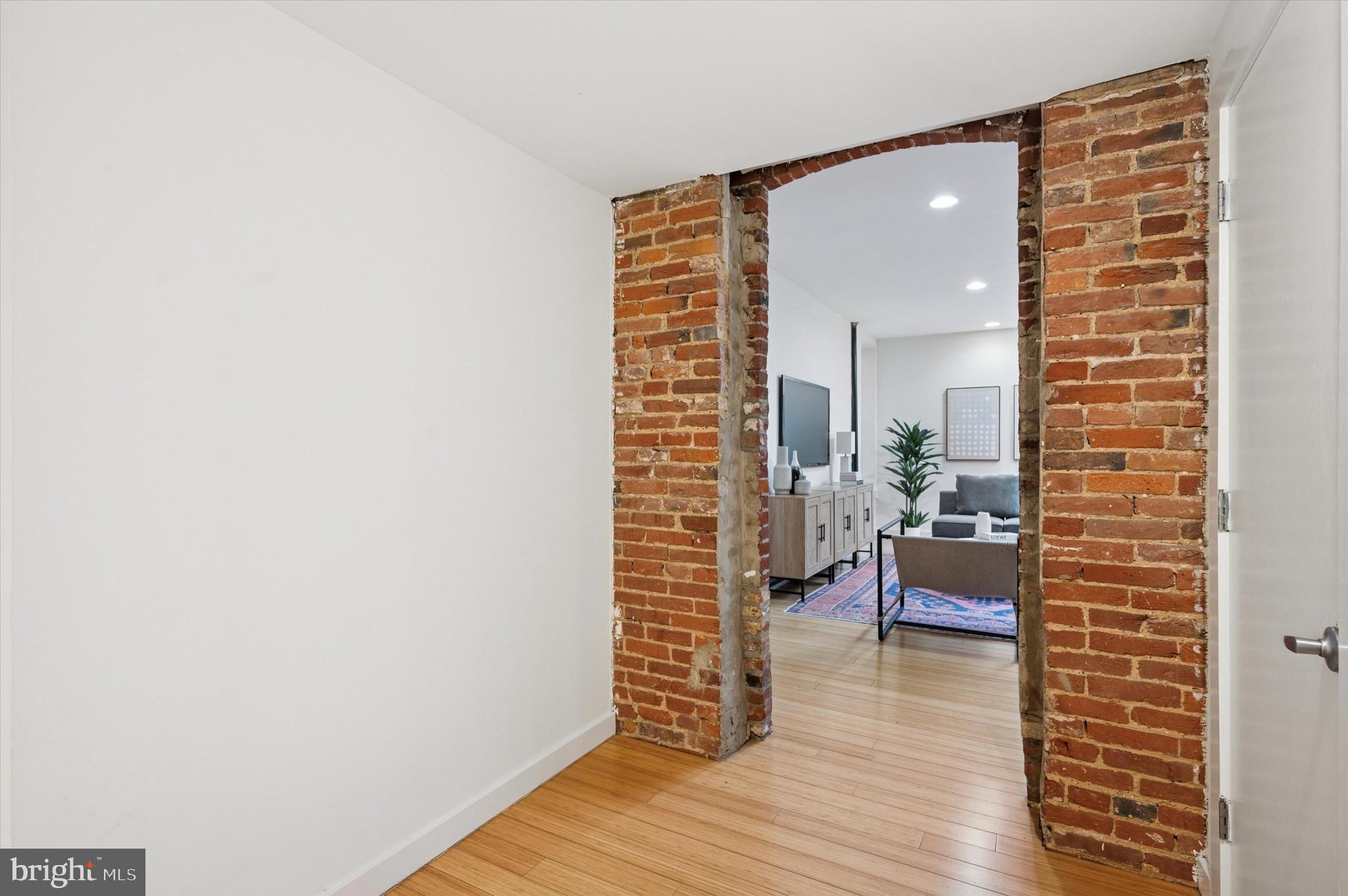 OLD CITY - Residential