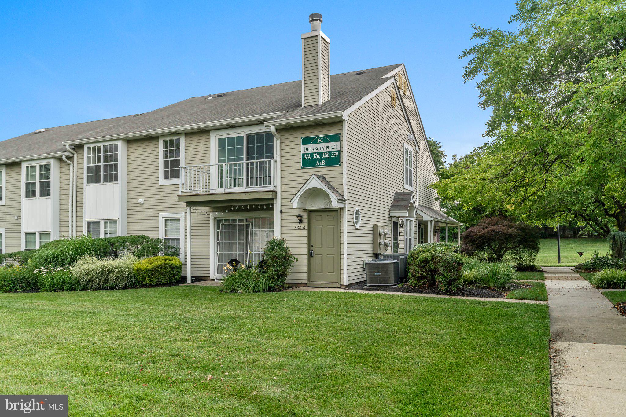 330 DELANCEY PLACE B