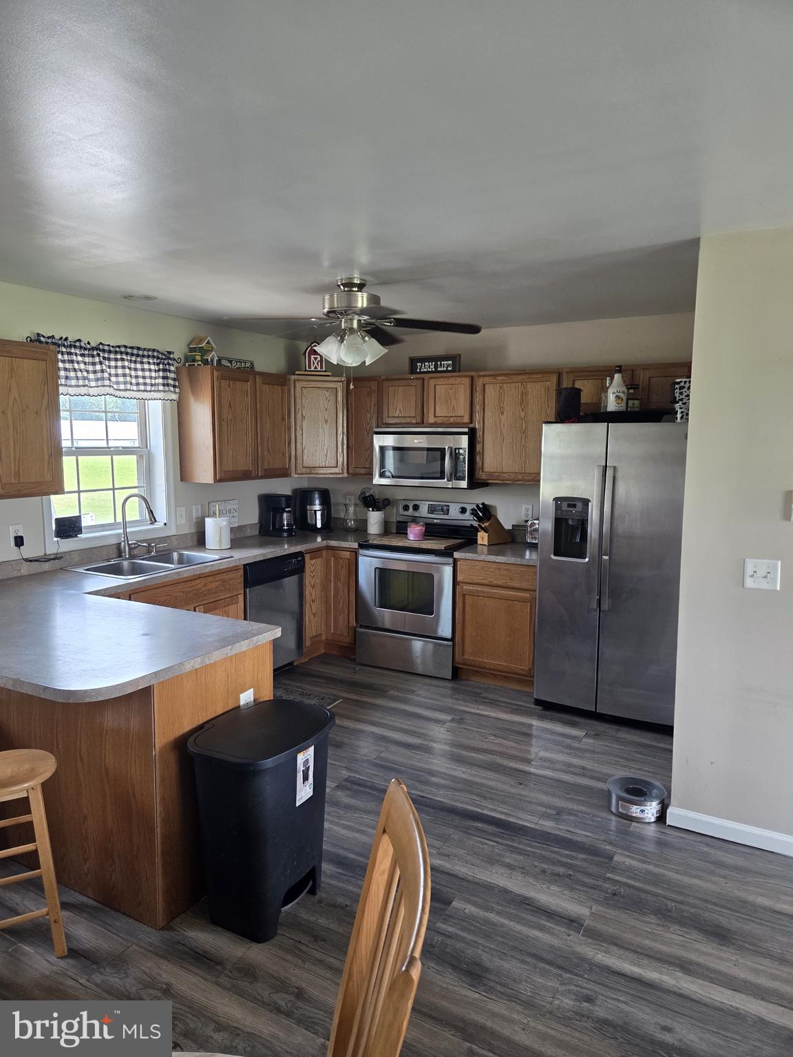 1143 VERNON RD