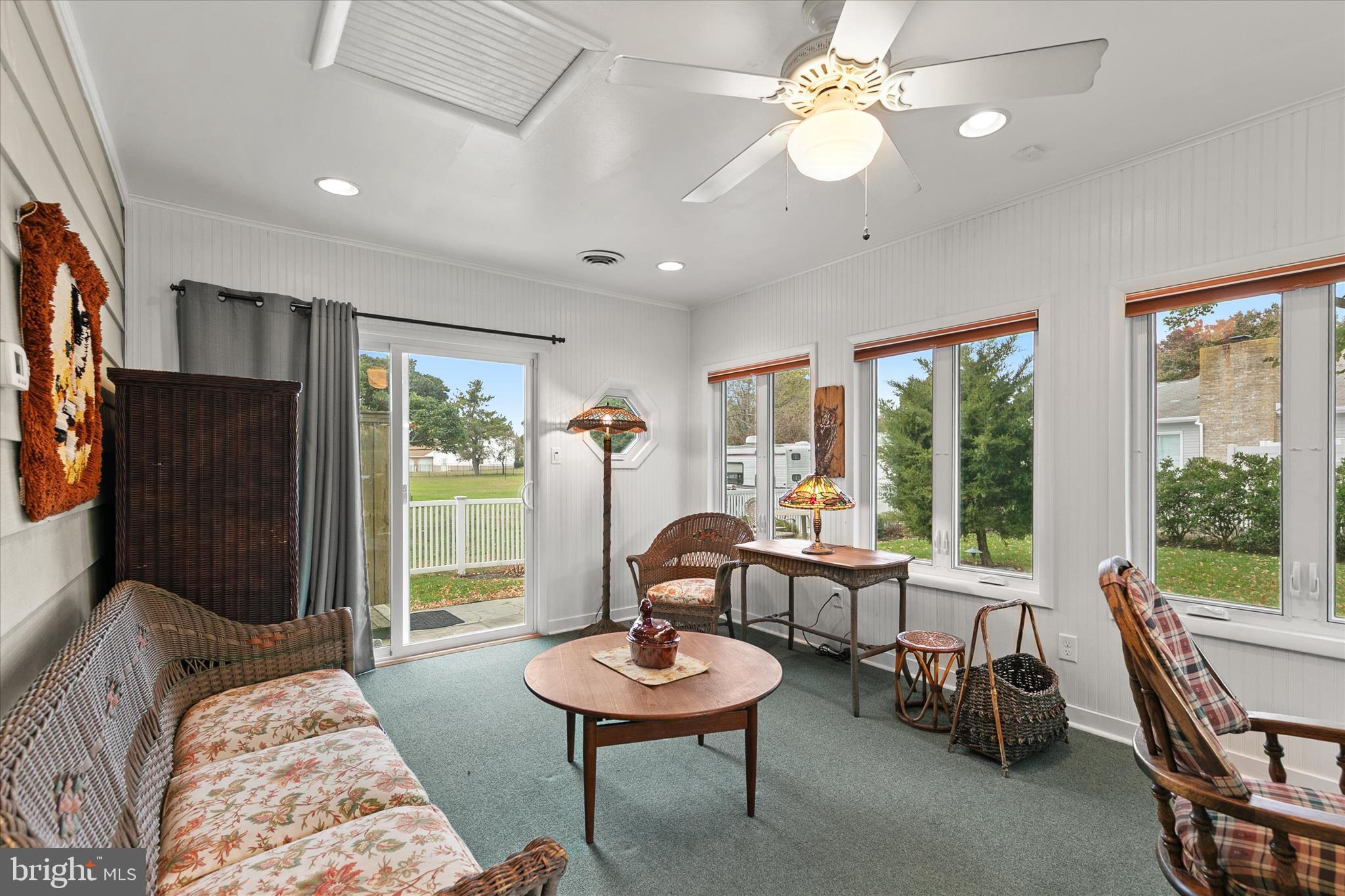 SEABREEZE DEV - Residential