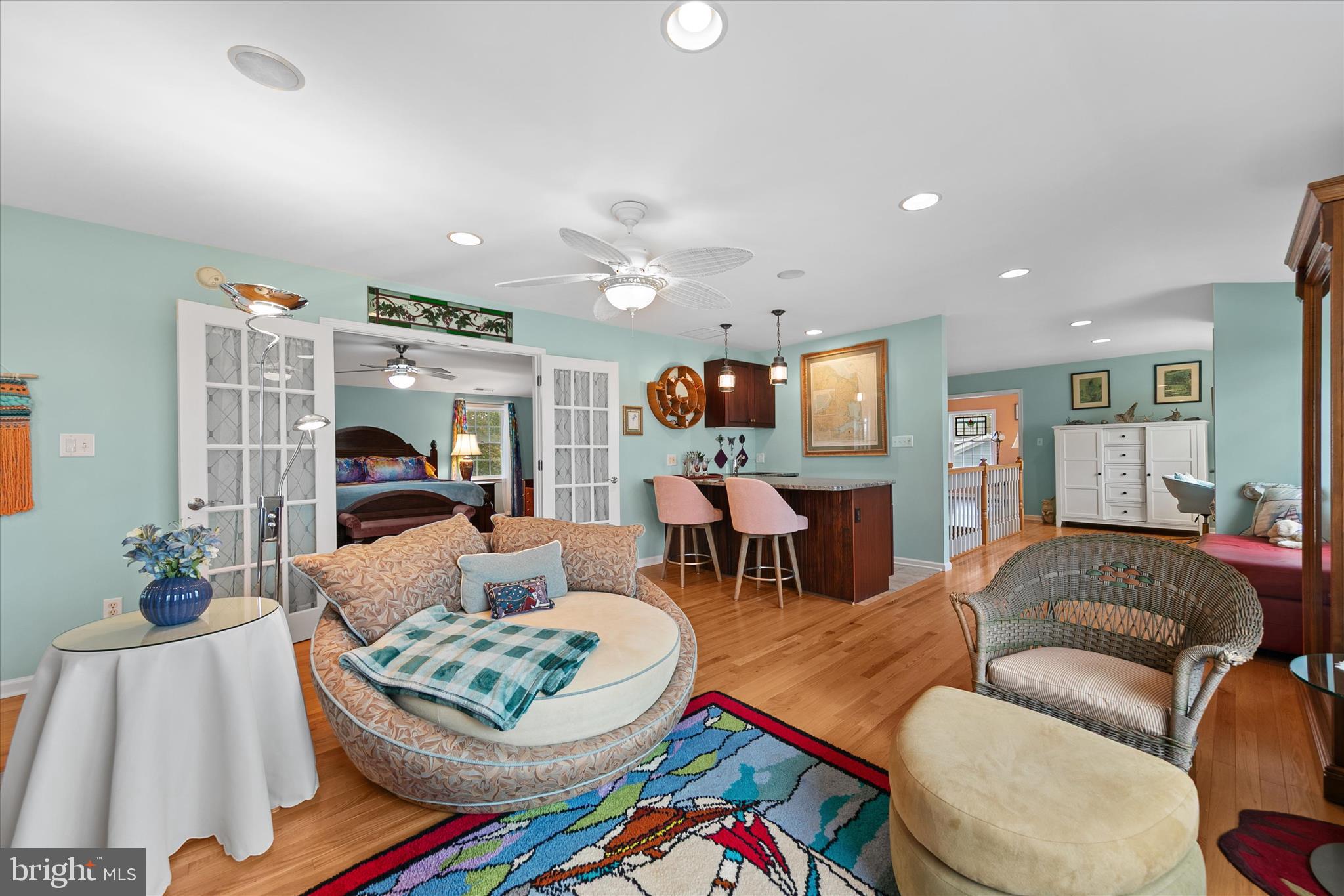 SEABREEZE DEV - Residential