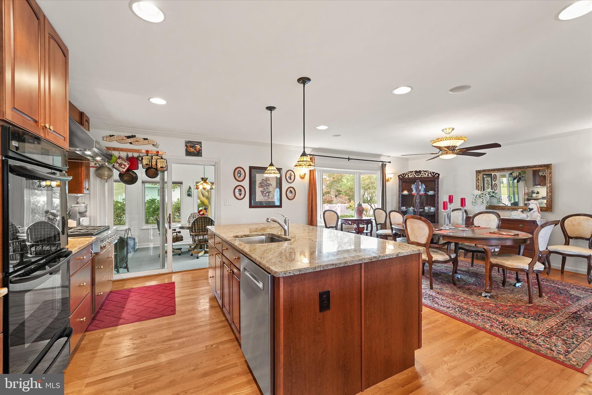 SEABREEZE DEV - Residential