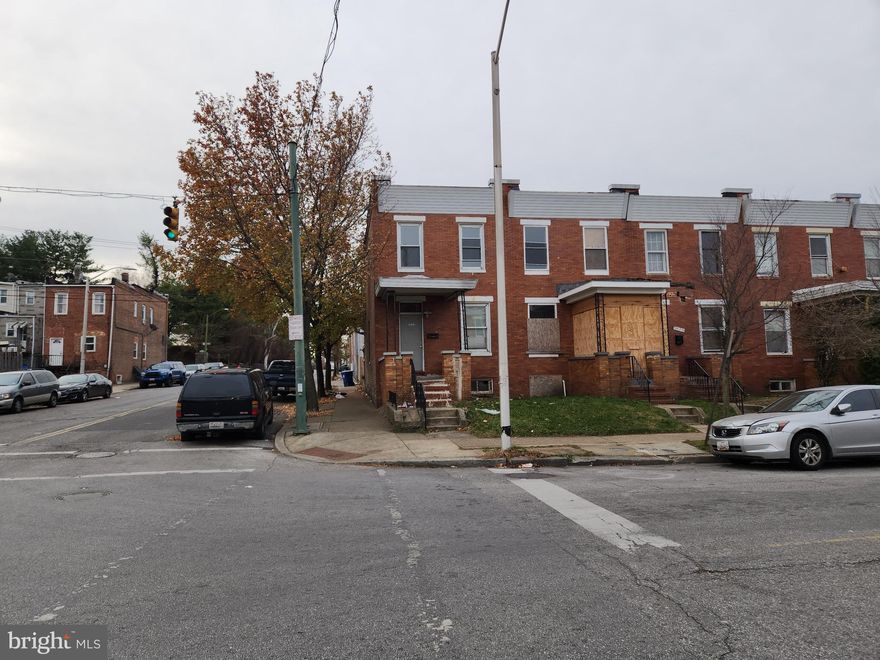 ONLINE AUCTION: Bidding begins 1/1/2026 @ 10:00 AM. Bidding ends 1/5/2026 @ 11:30 AM. List Price is Suggested Opening Bid. Deposit: $10,000.
 
This two-story townhouse is located in the Baltimore Highlands neighborhood of Baltimore City. Residents can enjoy the nearby facilities and attractions such as Johns Hopkins Bayview Medical Center, The Shops at Canton Crossing, and Patterson Park. This property is vacant. The area offers easy access to the major traffic route, Pulaski Highway, connecting to downtown Baltimore and surrounding neighborhoods.