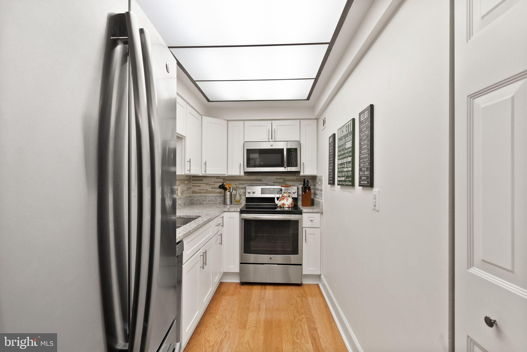 THE COLONIES - Residential