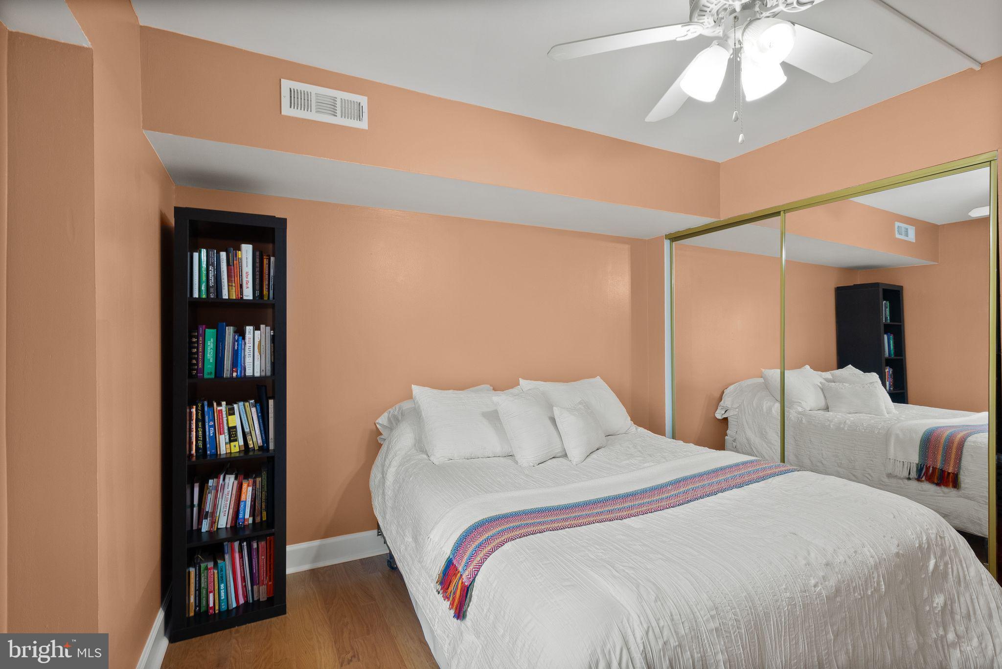 THE COLONIES - Residential