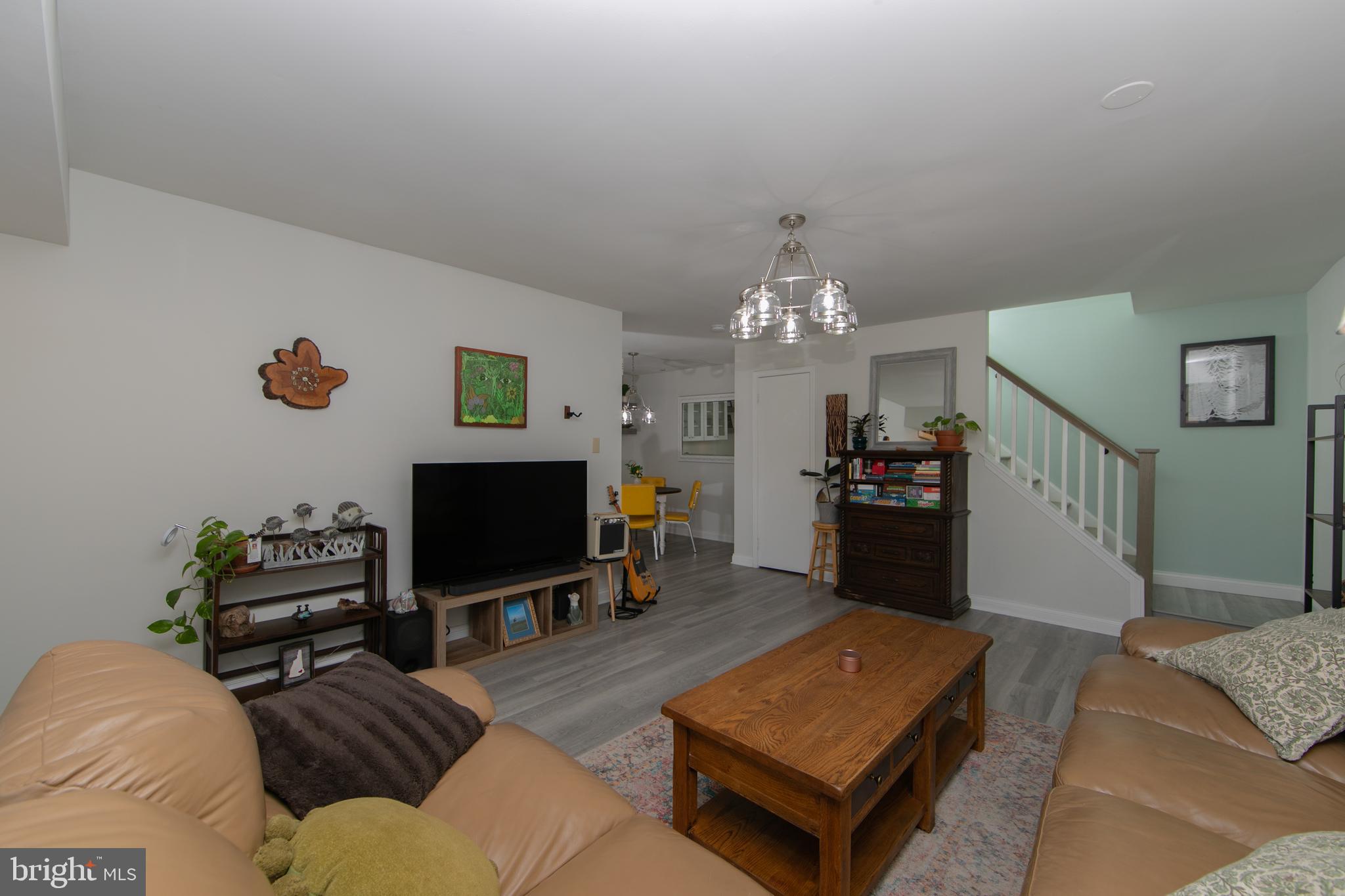 3049 HARBOUR DRIVE