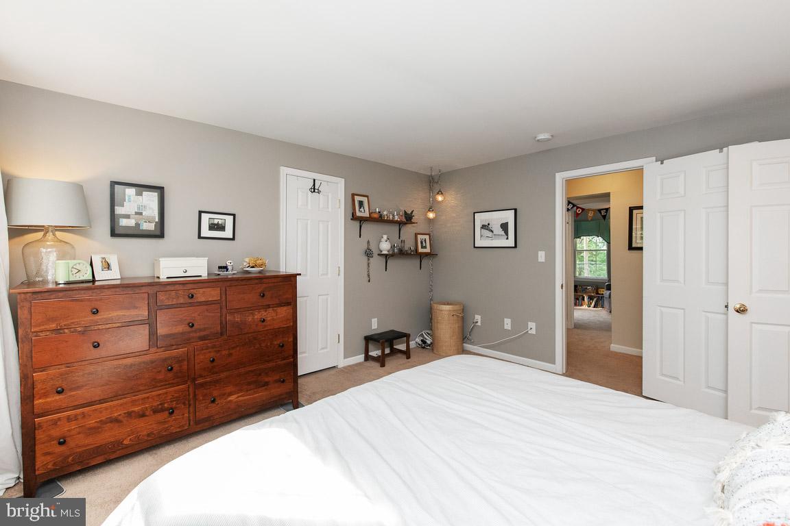 LAURAVILLE HISTORIC DISTRICT - Residential