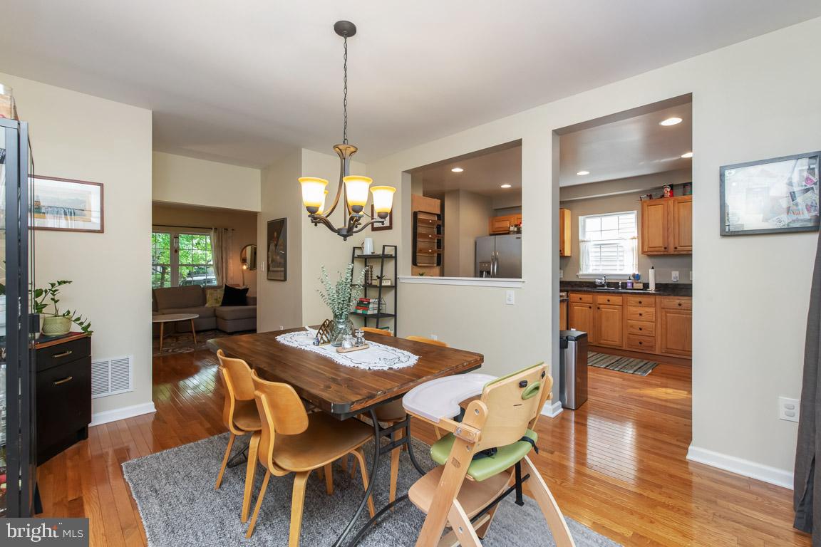 LAURAVILLE HISTORIC DISTRICT - Residential