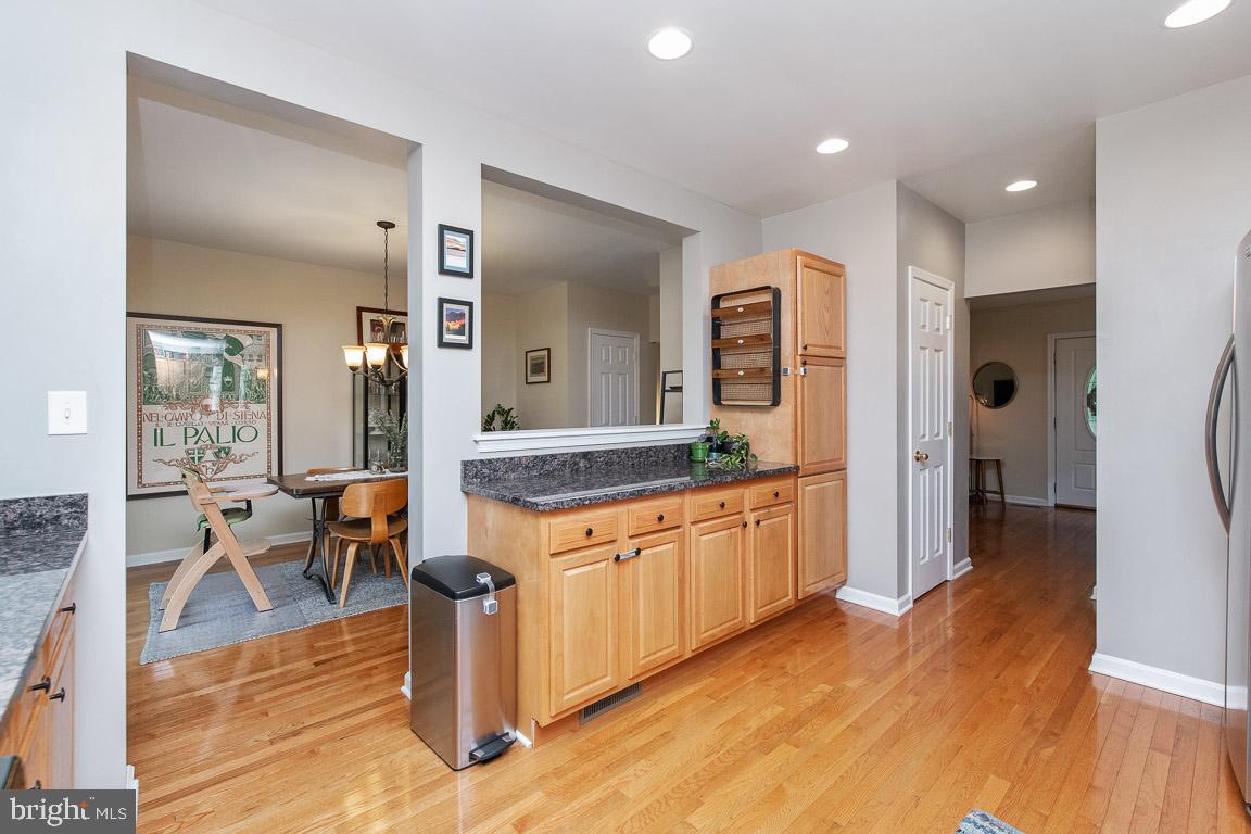 LAURAVILLE HISTORIC DISTRICT - Residential