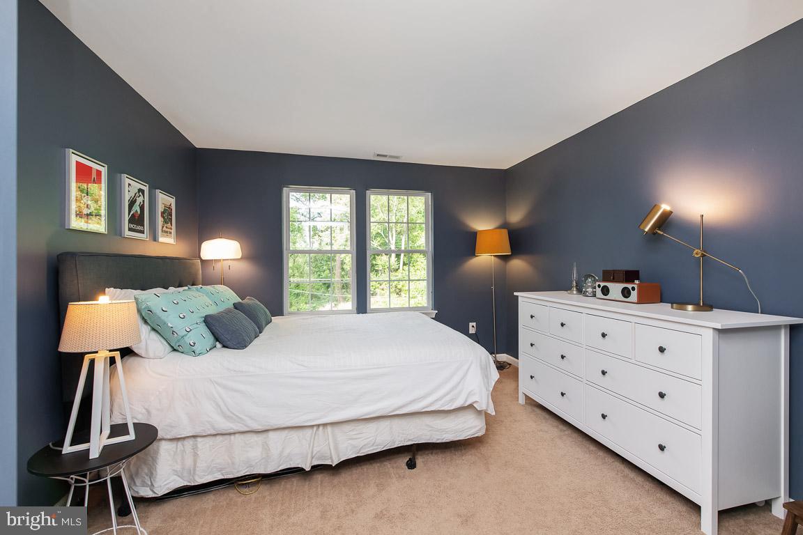 LAURAVILLE HISTORIC DISTRICT - Residential