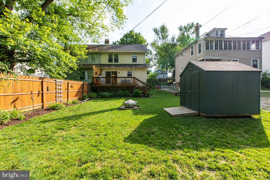 LAURAVILLE HISTORIC DISTRICT - Residential