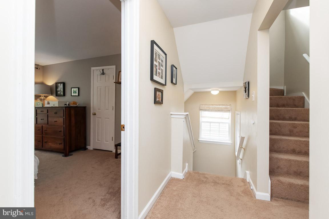 LAURAVILLE HISTORIC DISTRICT - Residential