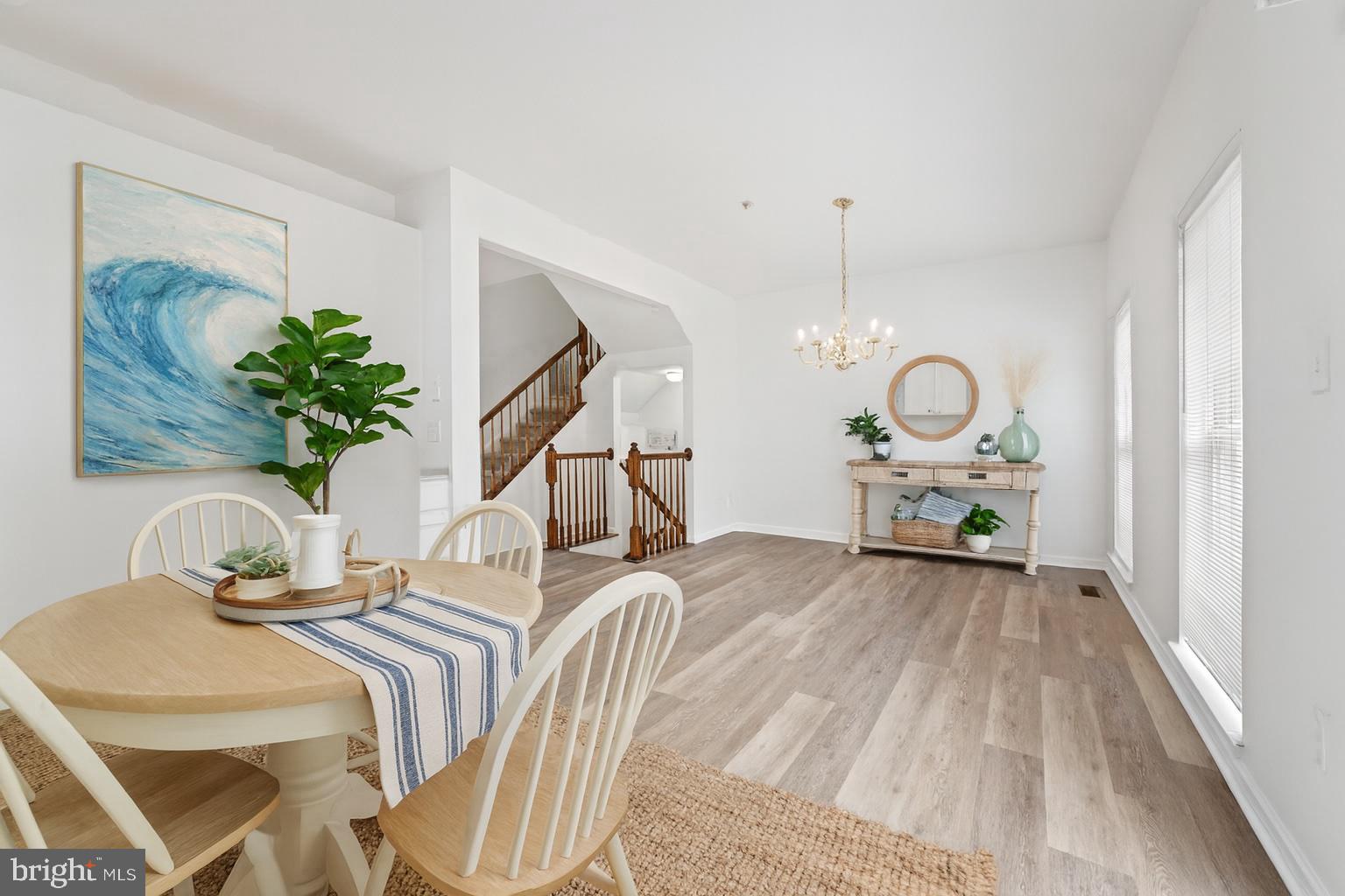 CREEKSIDE - Residential