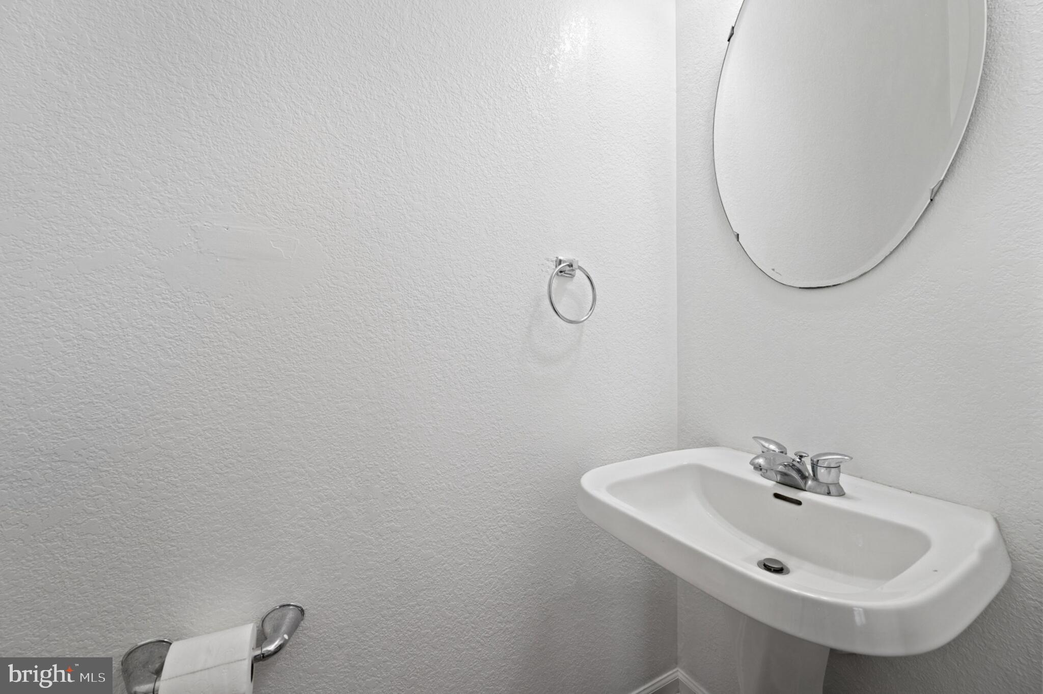 CREEKSIDE - Residential