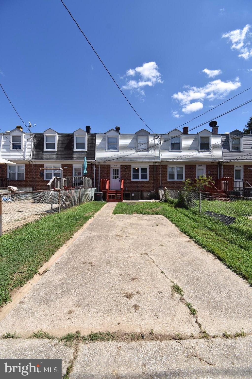 EASTFIELD - Residential