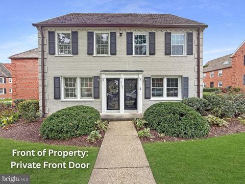 2103 FORT DAVIS STREET SE A WASHINGTON DC 20020