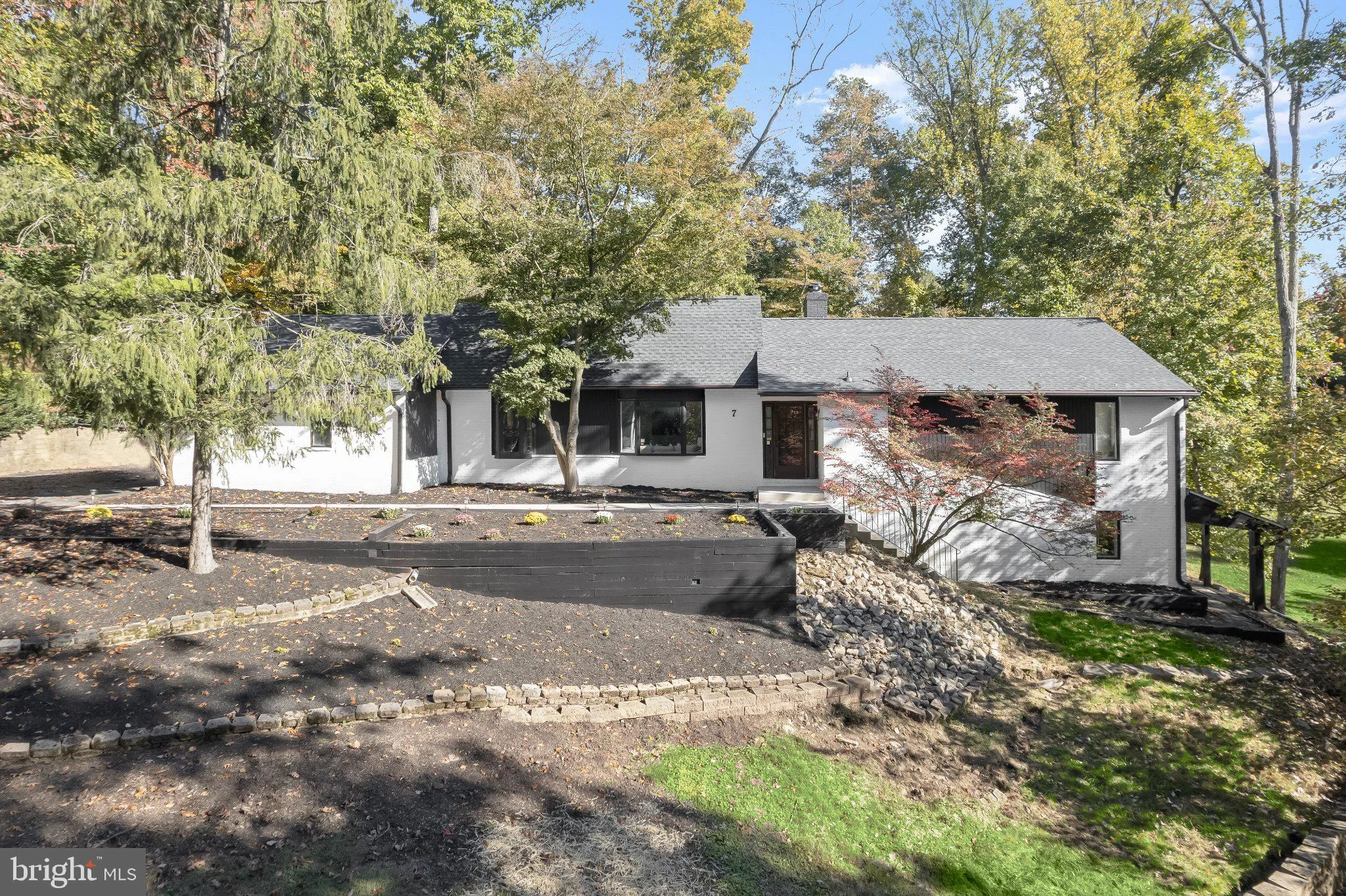 7 Bridlewood Court