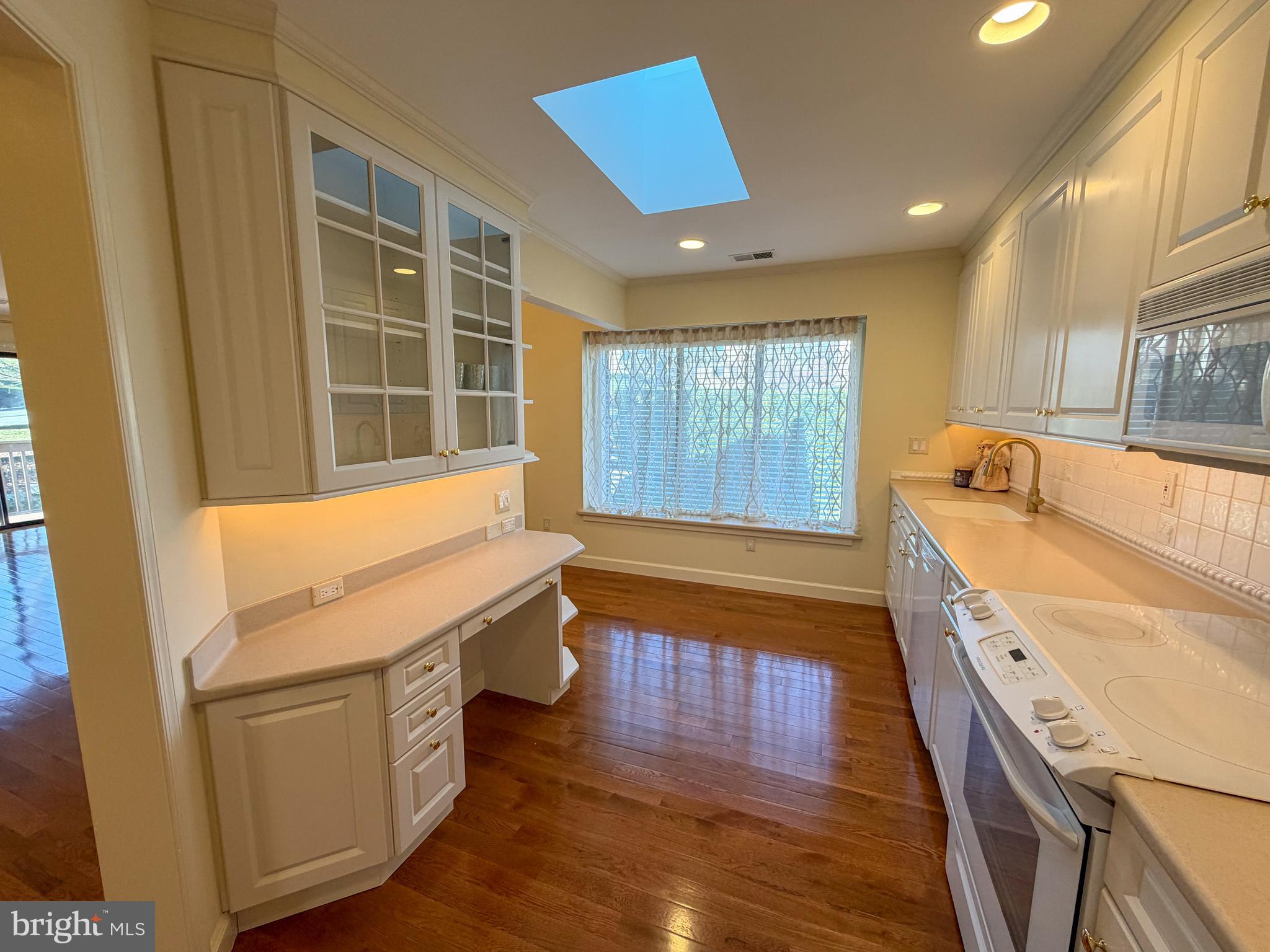 RUNNYMEADE FARMS - Residential Lease