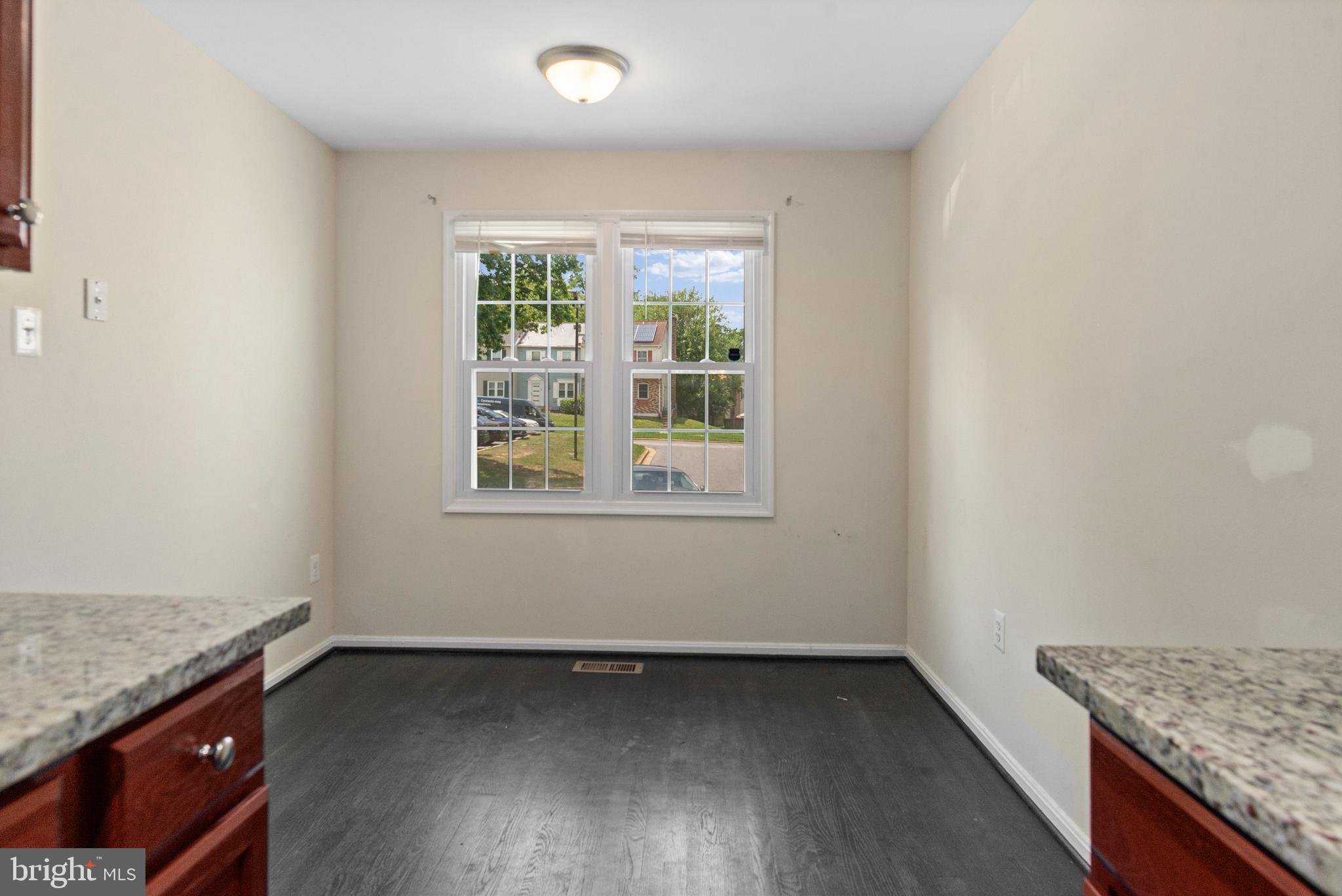 HILLCREST TOWNE - Residential