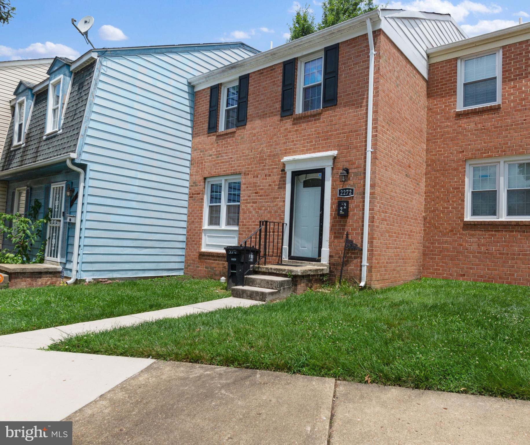 HILLCREST TOWNE - Residential