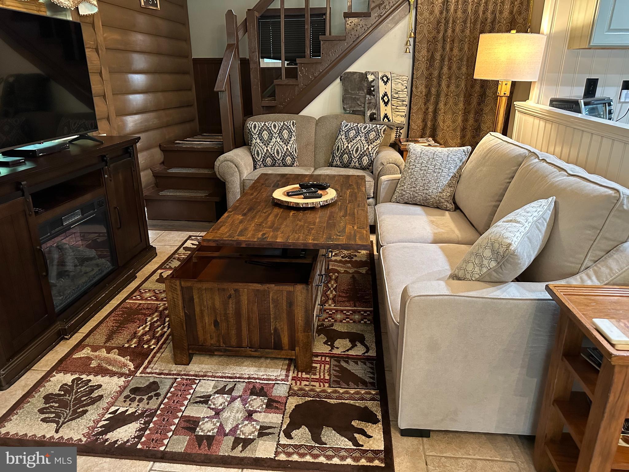 WINONA LAKES - Residential