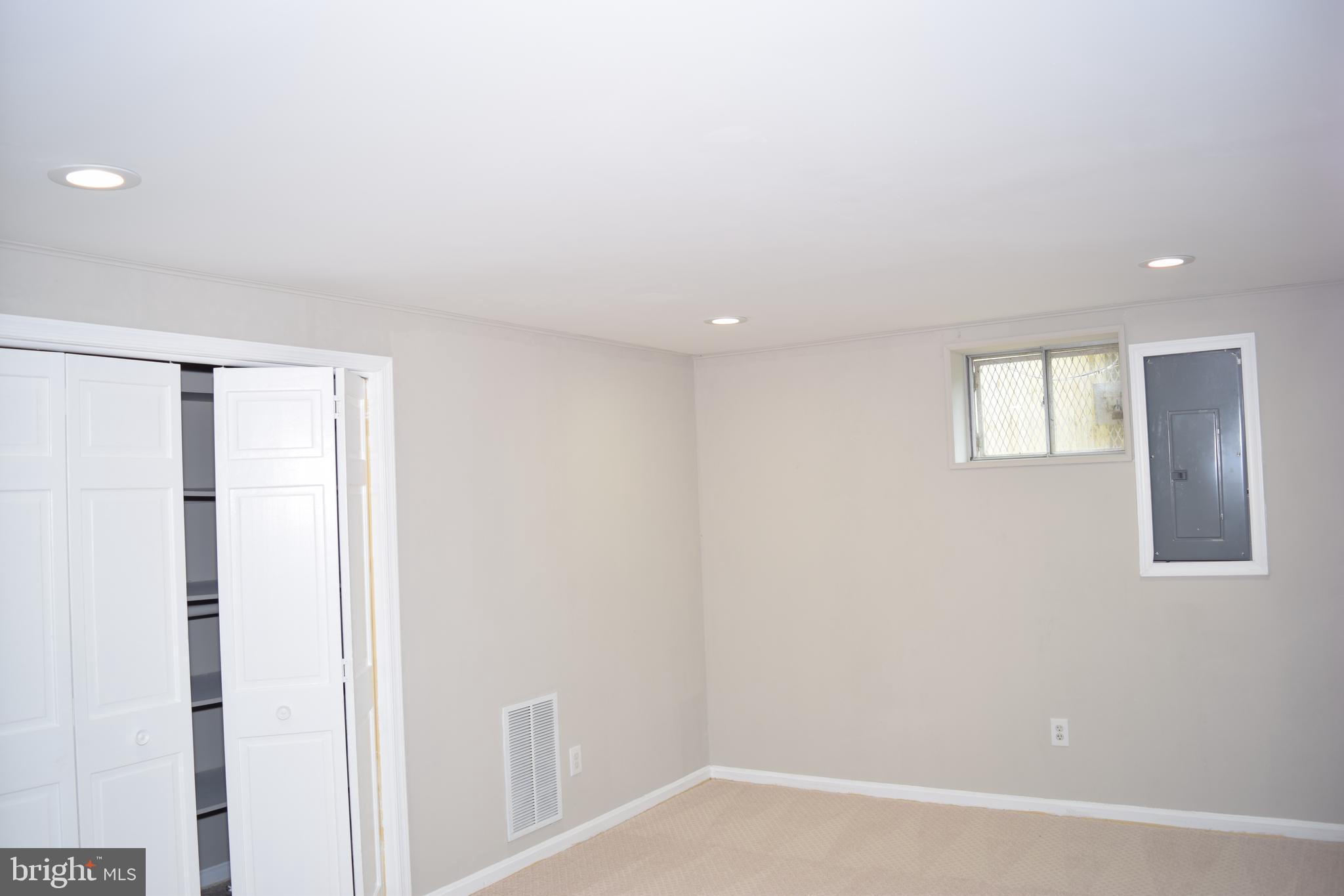 T D BURGESS ADDN - Residential