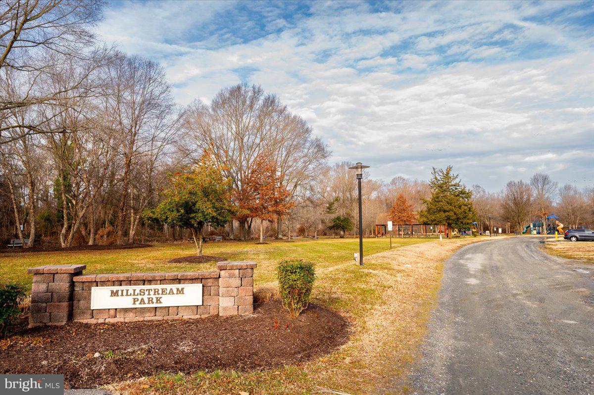 NORTH BROOK - Residential