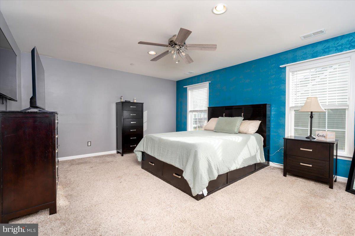 NORTH BROOK - Residential