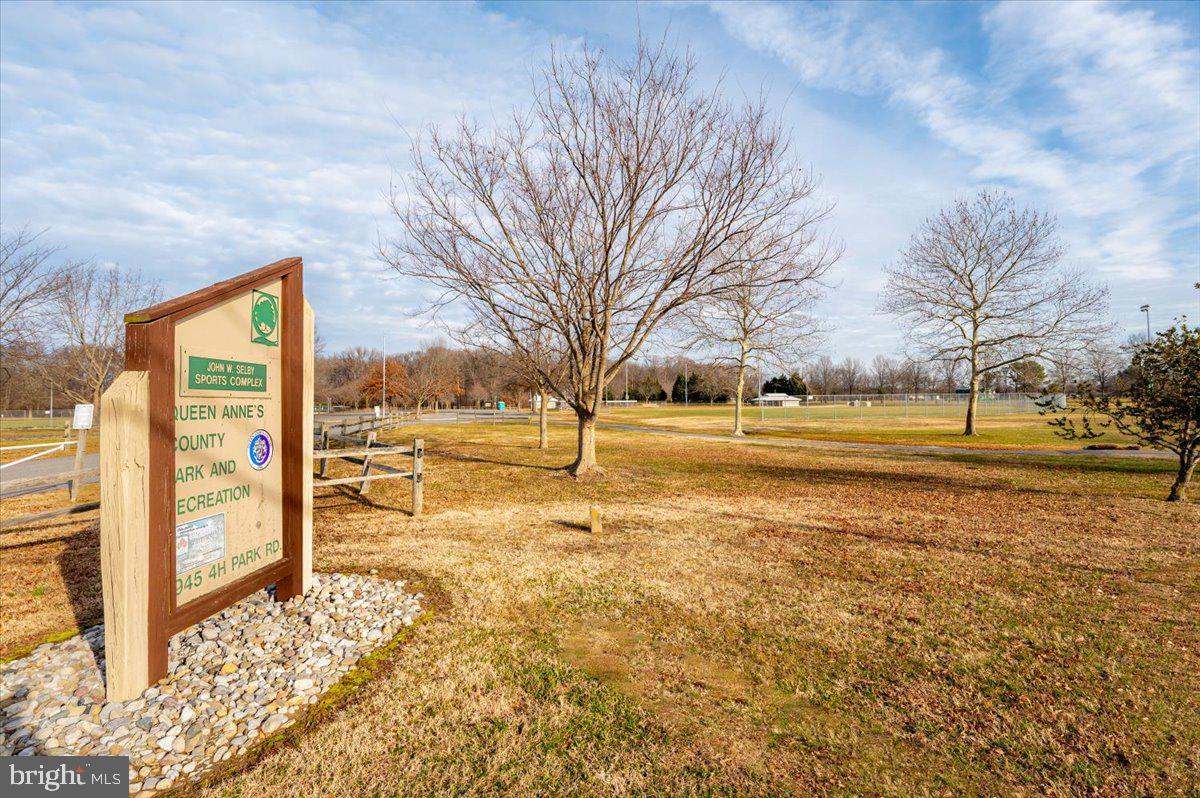 NORTH BROOK - Residential