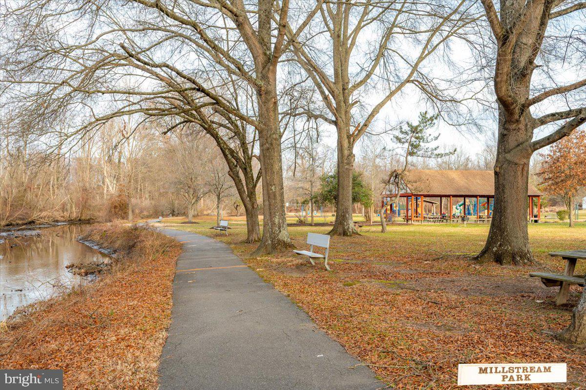 NORTH BROOK - Residential