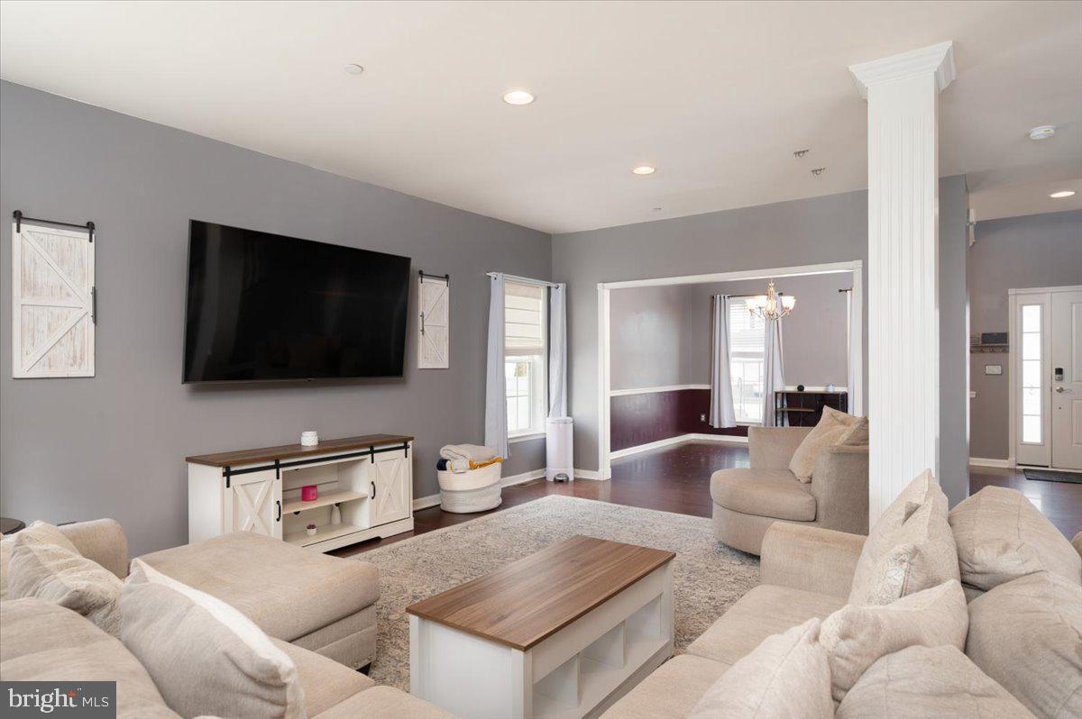 NORTH BROOK - Residential