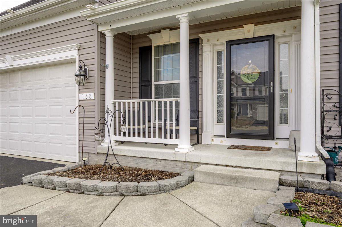 138 COOL MEADOW DRIVE