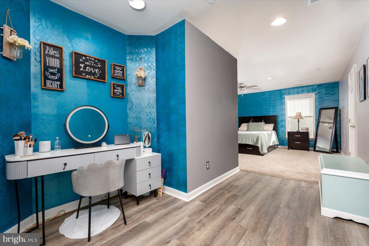 NORTH BROOK - Residential