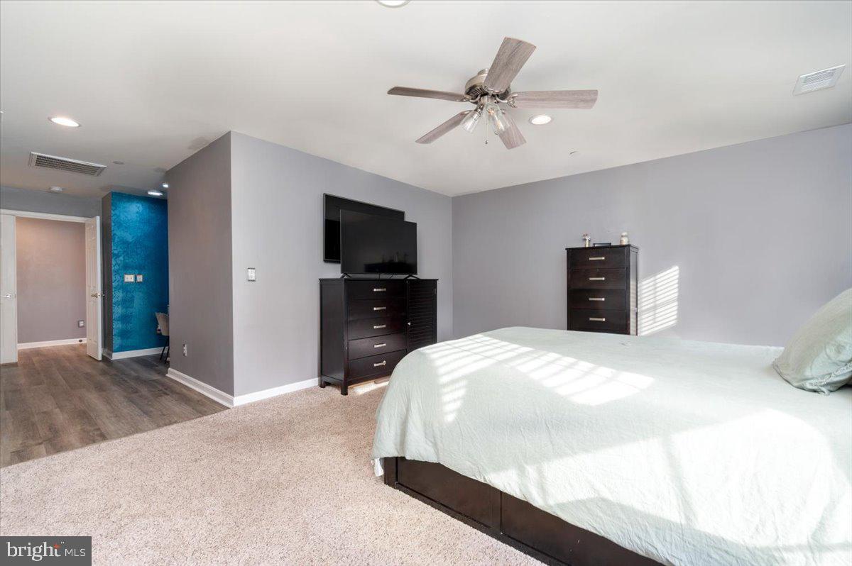 NORTH BROOK - Residential