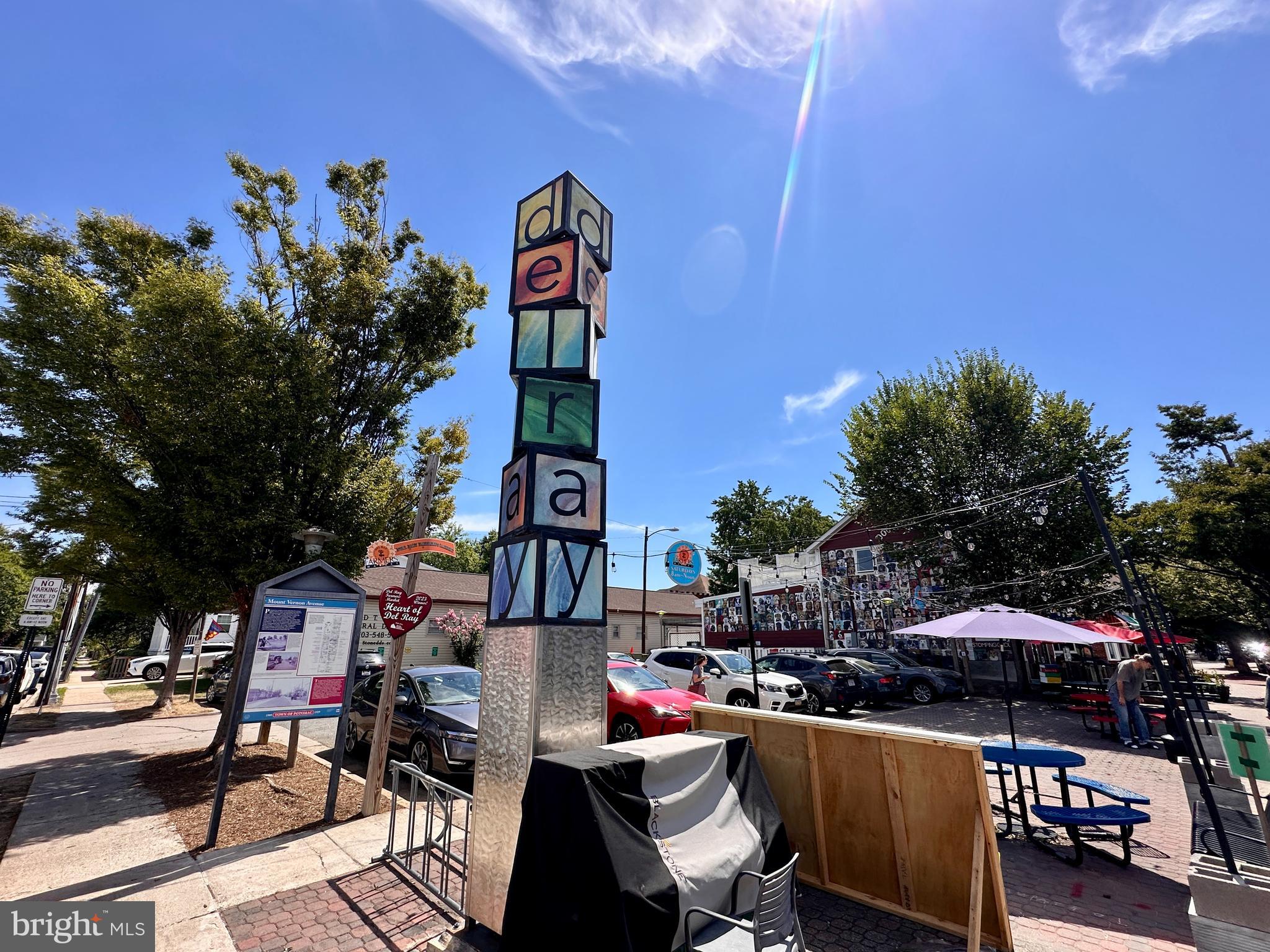 DEL RAY - Residential