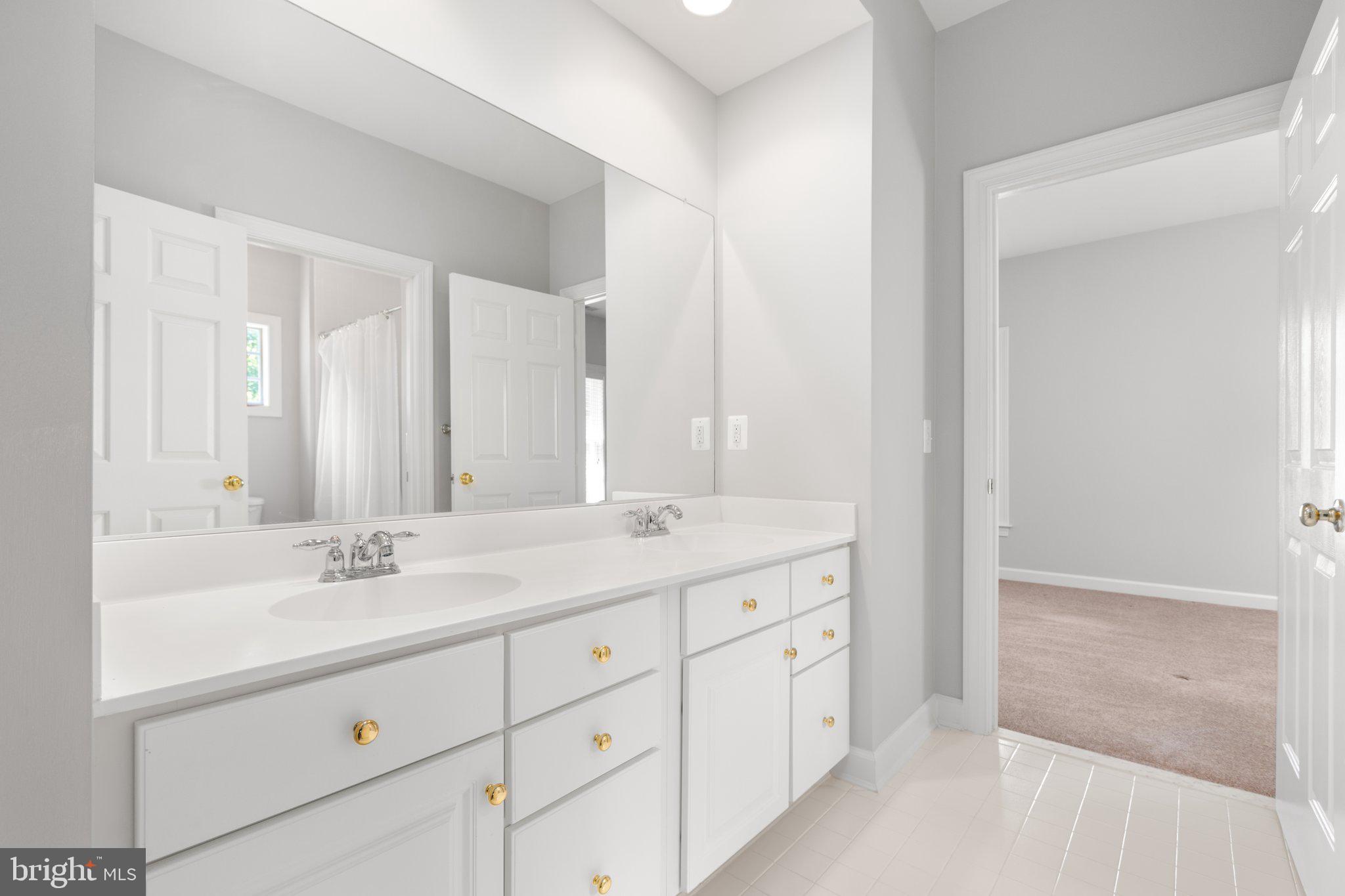 BROOKSIDE - Residential