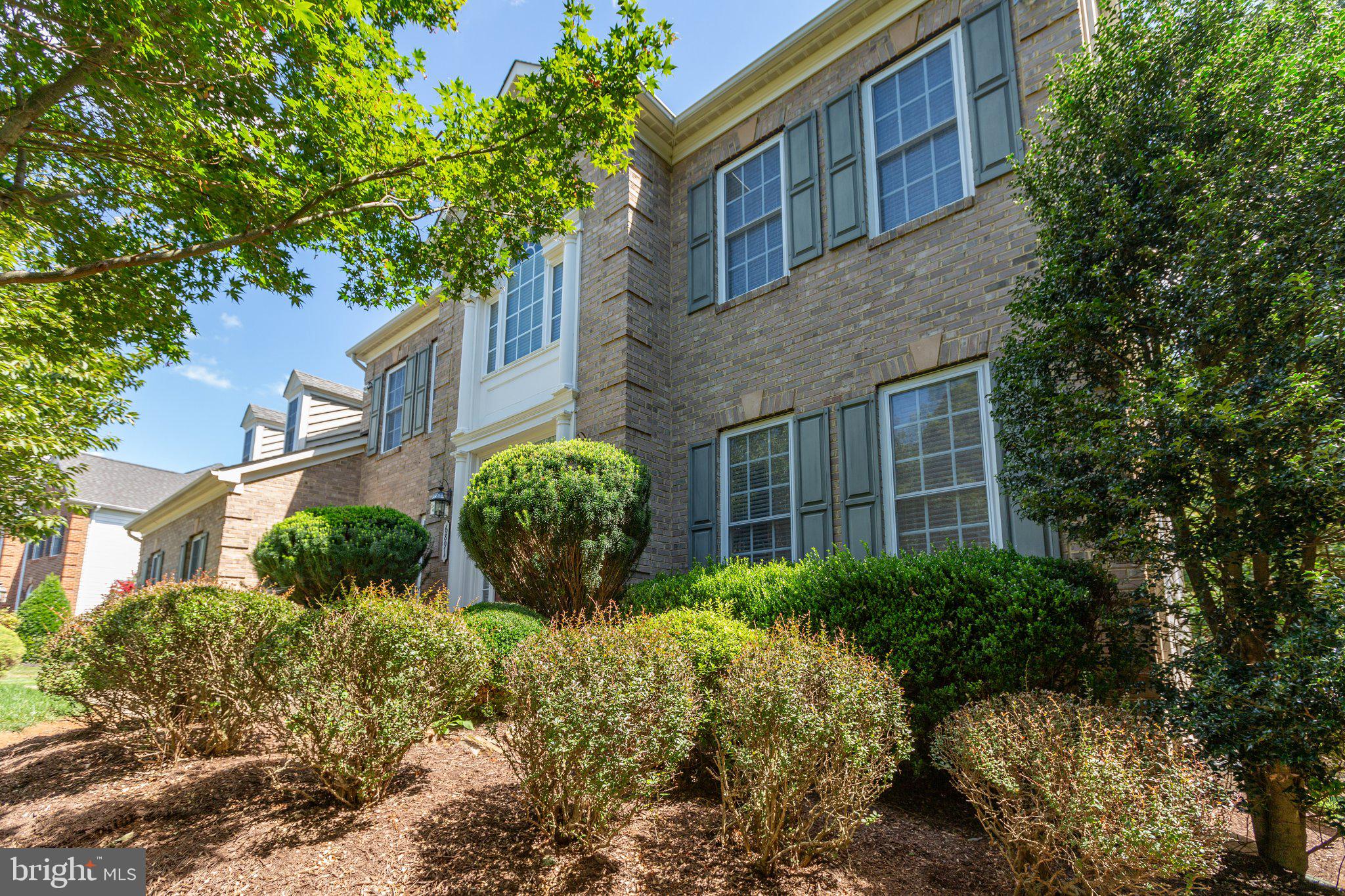 BROOKSIDE - Residential