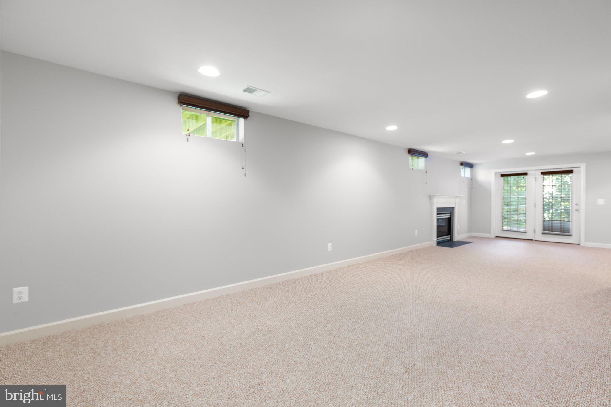 BROOKSIDE - Residential