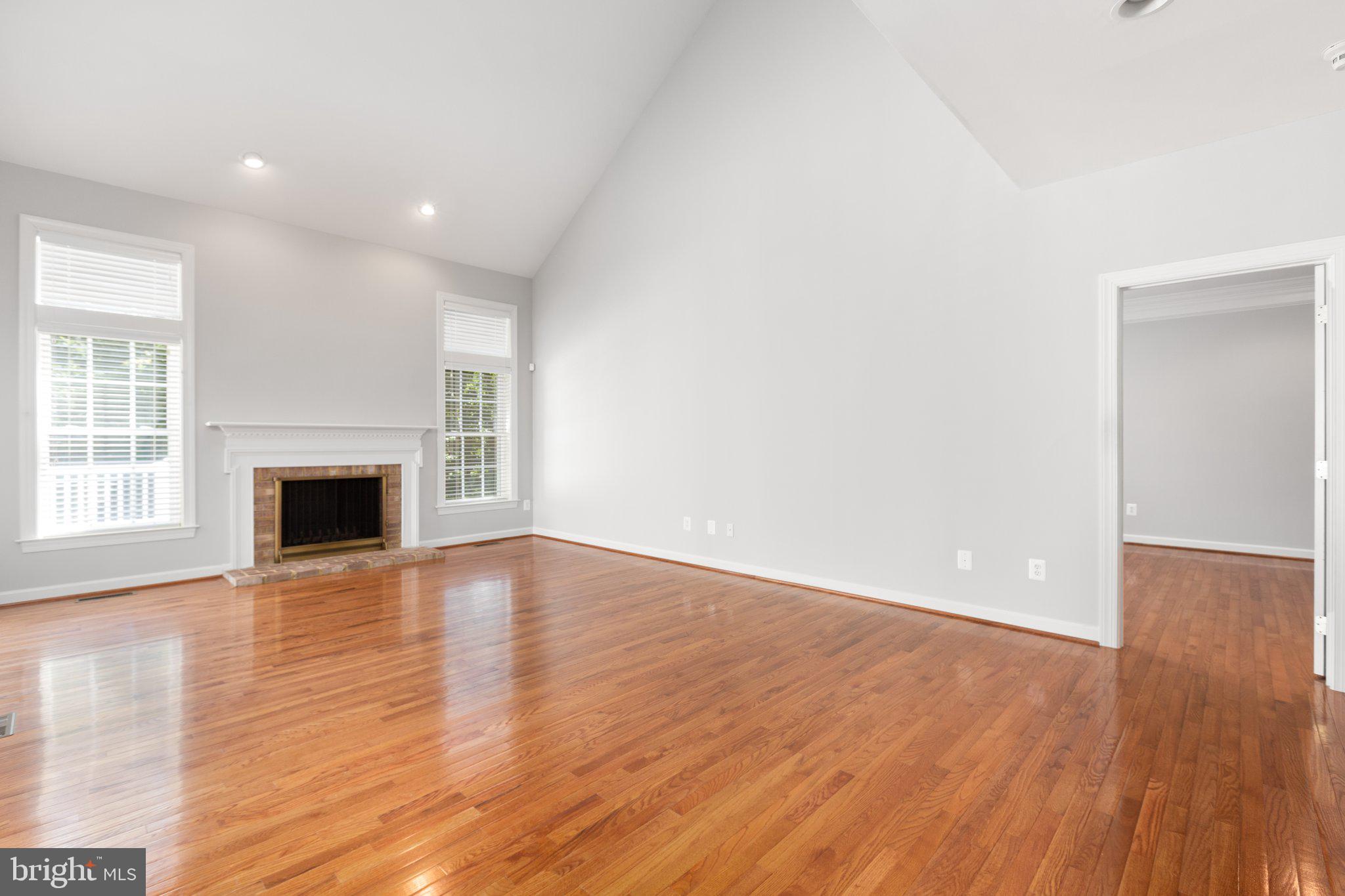 BROOKSIDE - Residential