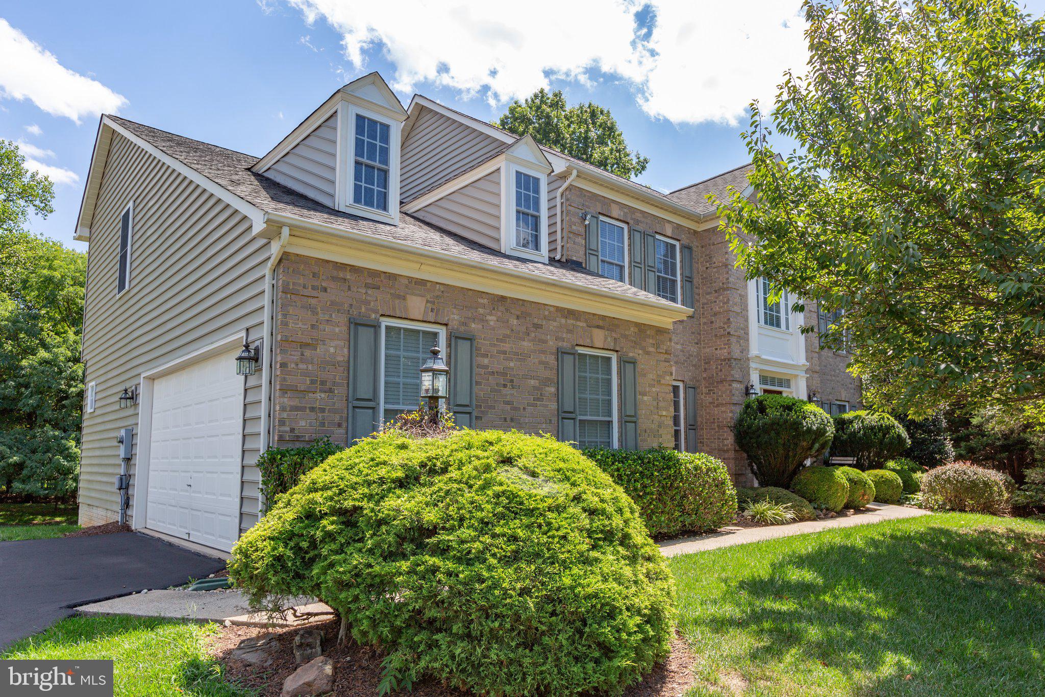 BROOKSIDE - Residential