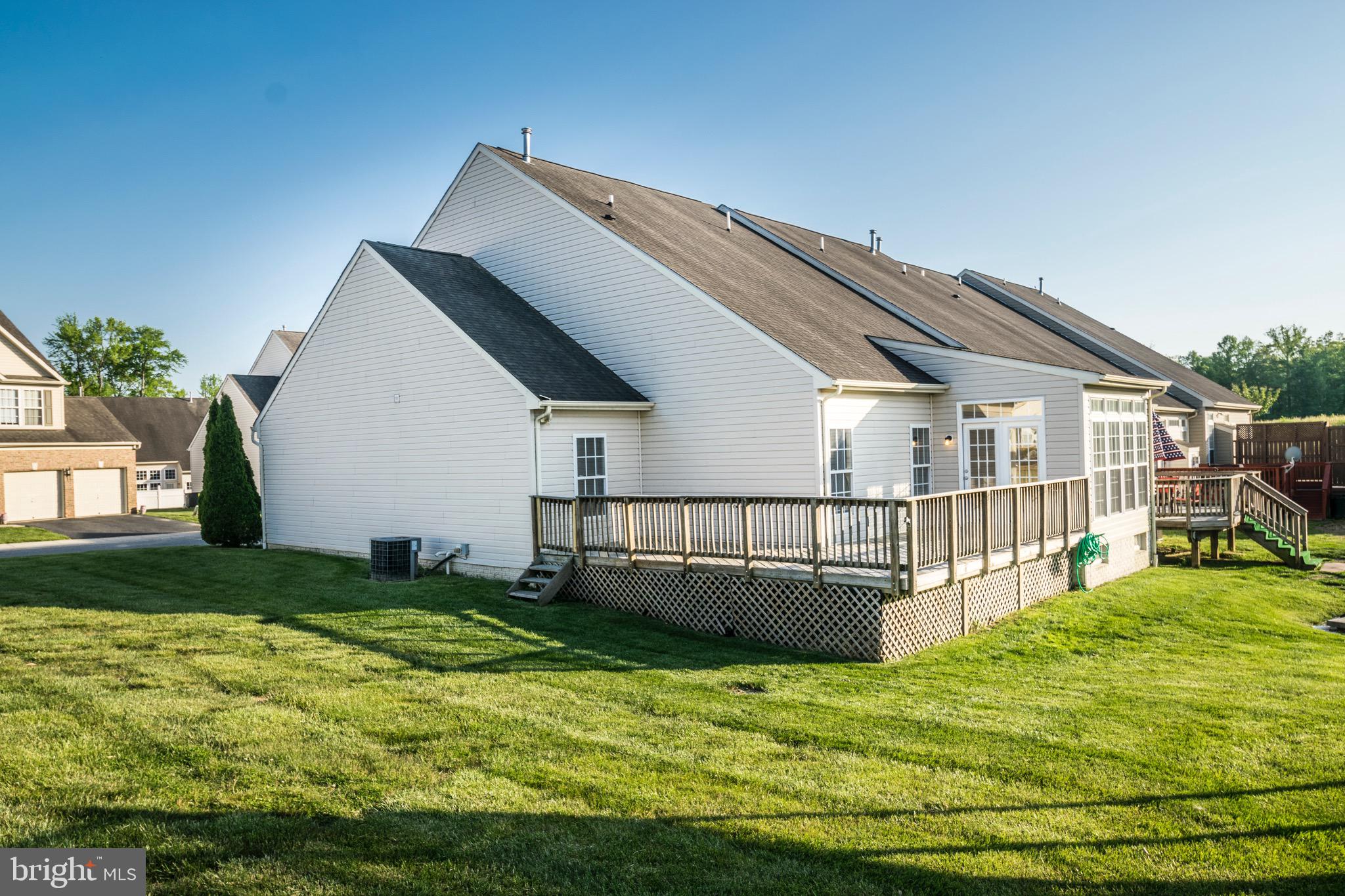 THE VILLAS AT HOLLYWOODS - Residential